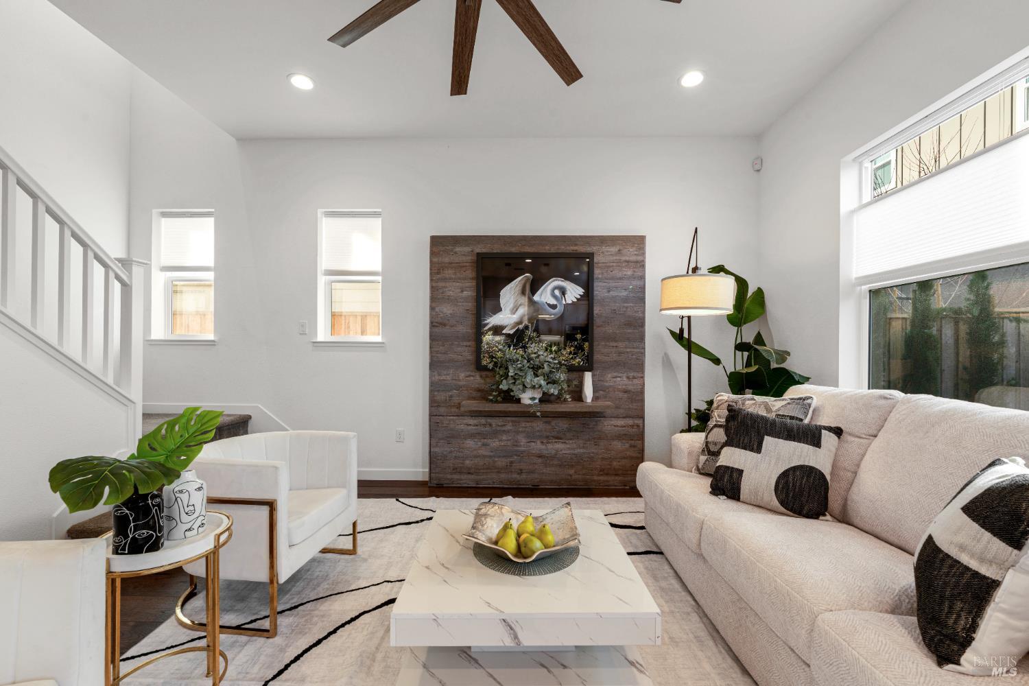 Detail Gallery Image 18 of 56 For 591 Madison St, Petaluma,  CA 94952 - 4 Beds | 3/1 Baths