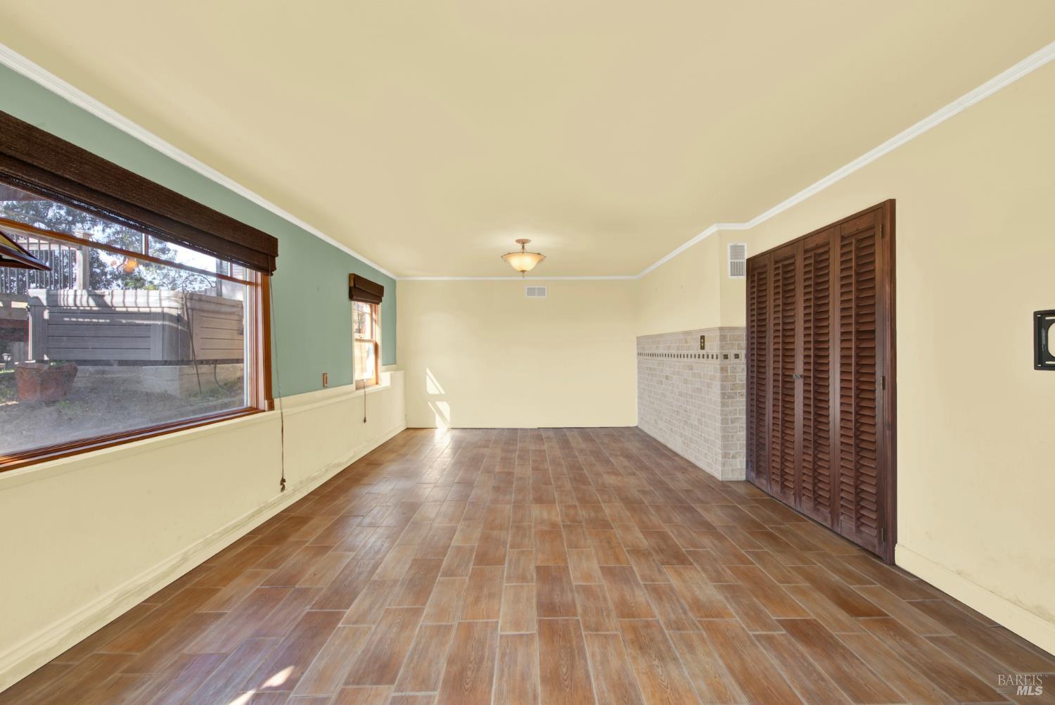 Detail Gallery Image 40 of 65 For 7937 Sunkist Dr, Oakland,  CA 94605 - 4 Beds | 3 Baths