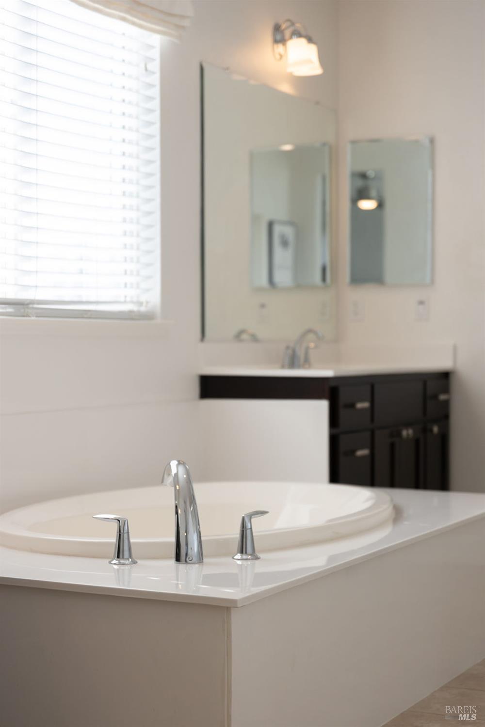 Detail Gallery Image 47 of 63 For 291 Ginger St, Vacaville,  CA 95687 - 4 Beds | 3/1 Baths