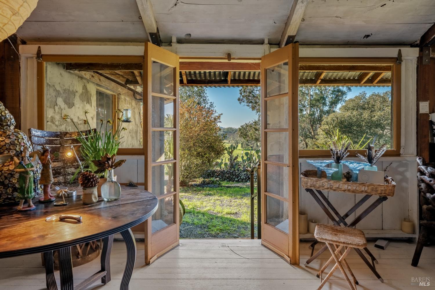 Detail Gallery Image 10 of 37 For 5100 Lovall Valley Rd, Sonoma,  CA 95476 - 0 Beds | 1 Baths