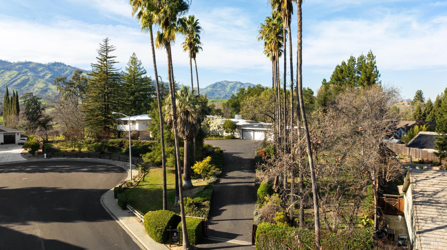 Detail Gallery Image 2 of 90 For 230 Santa Cruz Ct, Vacaville,  CA 95688 - 4 Beds | 3 Baths