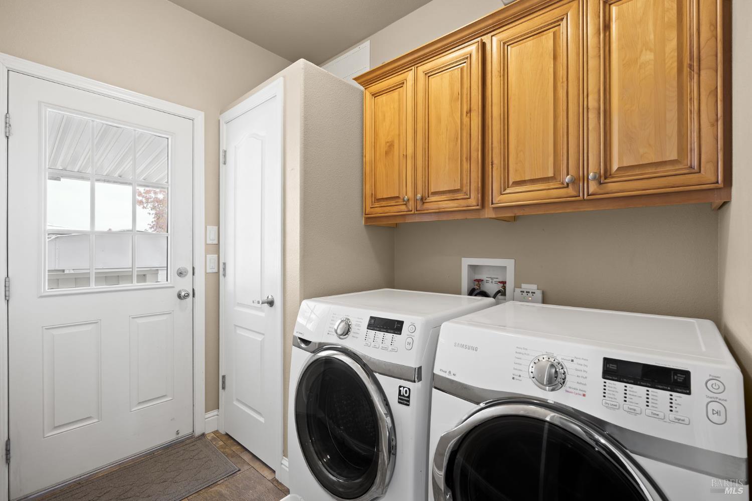 Detail Gallery Image 24 of 27 For 132 Bear Flag Rd, Sonoma,  CA 95476 - 2 Beds | 3 Baths