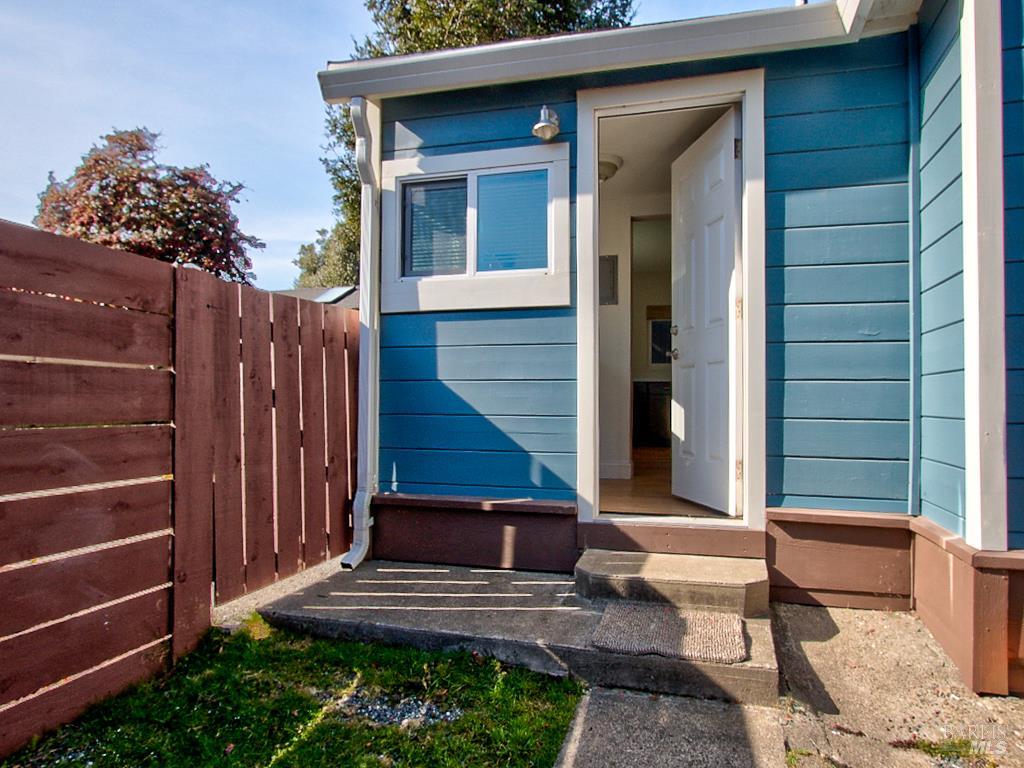 Detail Gallery Image 20 of 26 For 1002 Cedar St, Fort Bragg,  CA 95437 - 2 Beds | 2 Baths