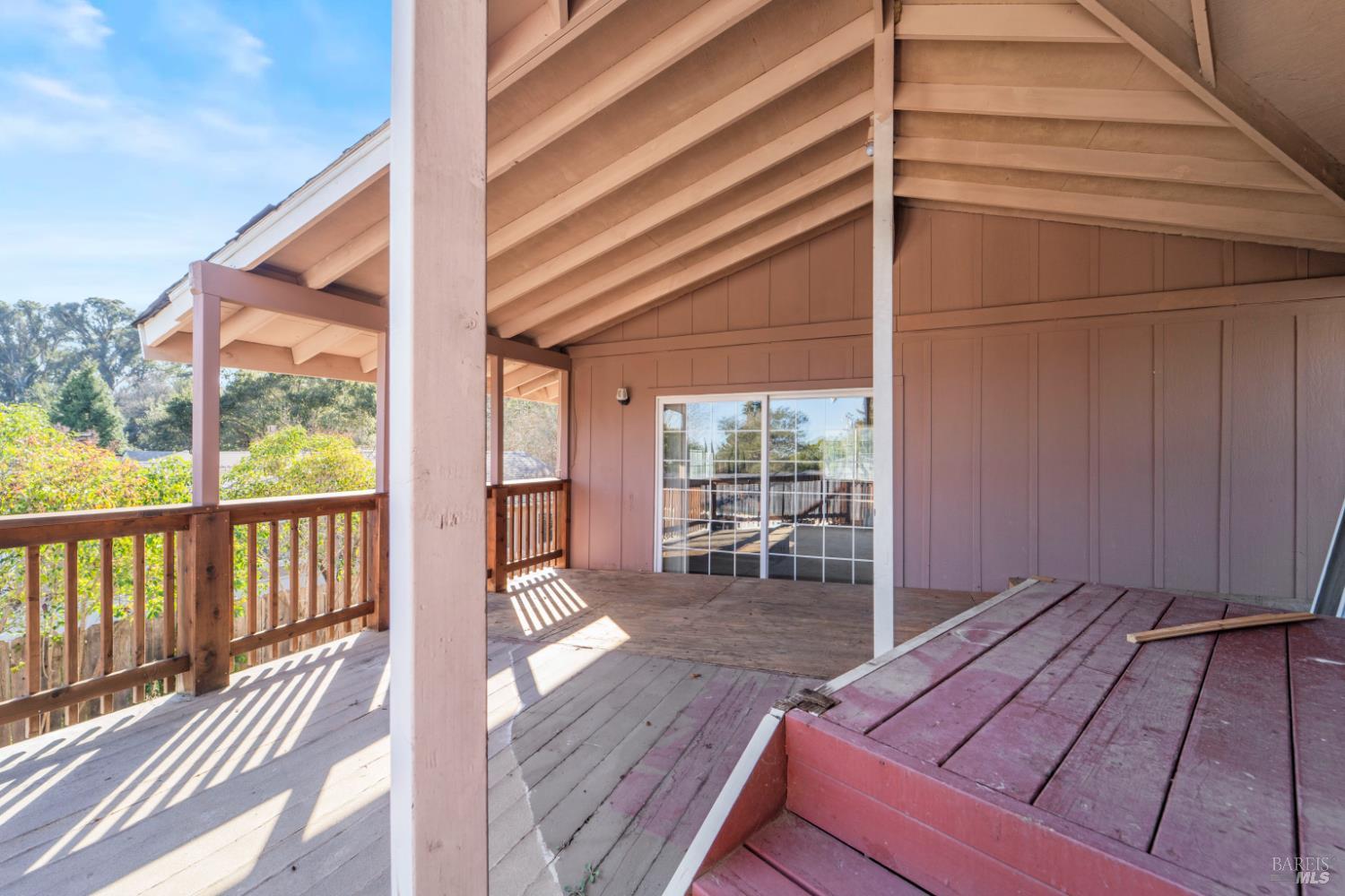 Detail Gallery Image 20 of 26 For 1051 Vassar Dr, Napa,  CA 94558 - 4 Beds | 3 Baths