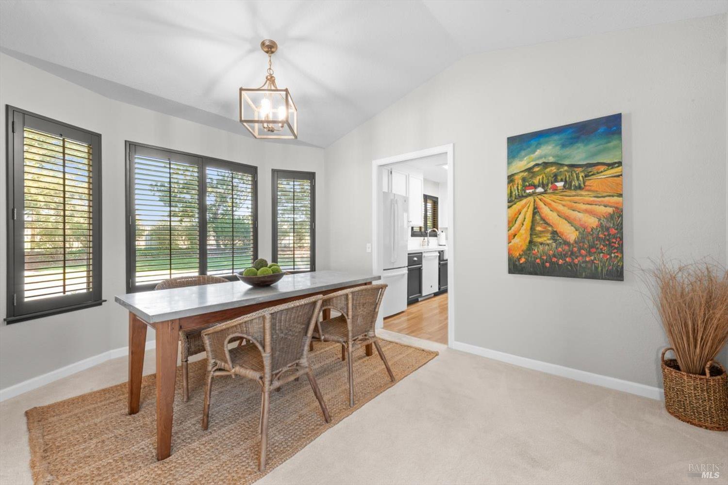 Detail Gallery Image 10 of 53 For 69 Fountain Grove Cir, Napa,  CA 94558 - 2 Beds | 2 Baths