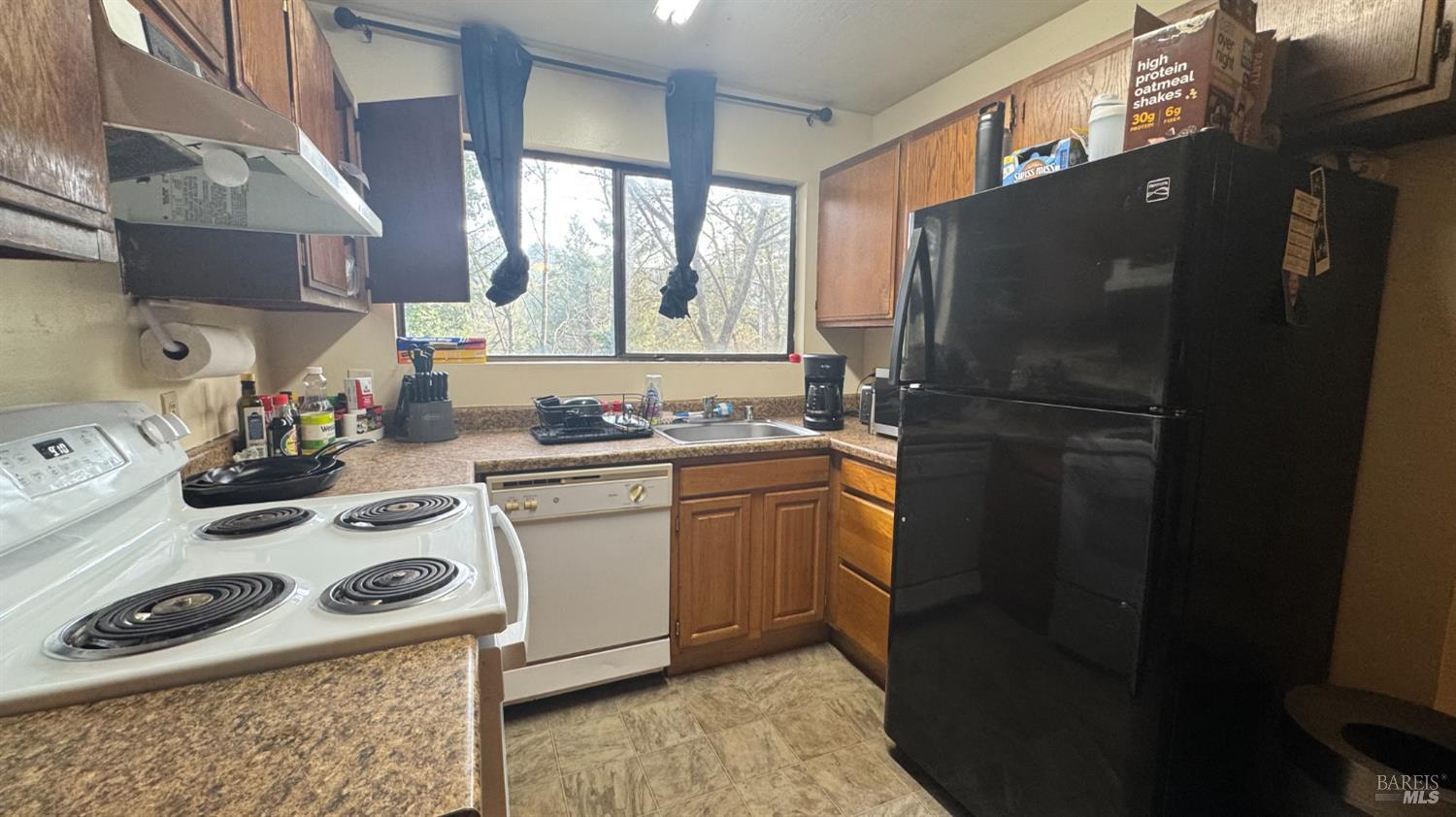 Detail Gallery Image 4 of 10 For 25248 Robinson Rd, Willits,  CA 95490 - – Beds | – Baths