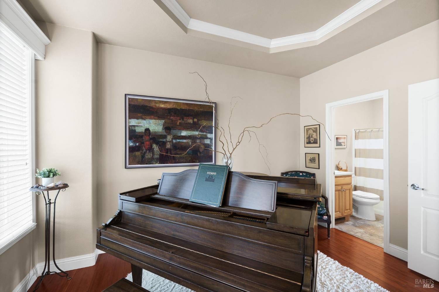 Detail Gallery Image 14 of 27 For 132 Bear Flag Rd, Sonoma,  CA 95476 - 2 Beds | 3 Baths