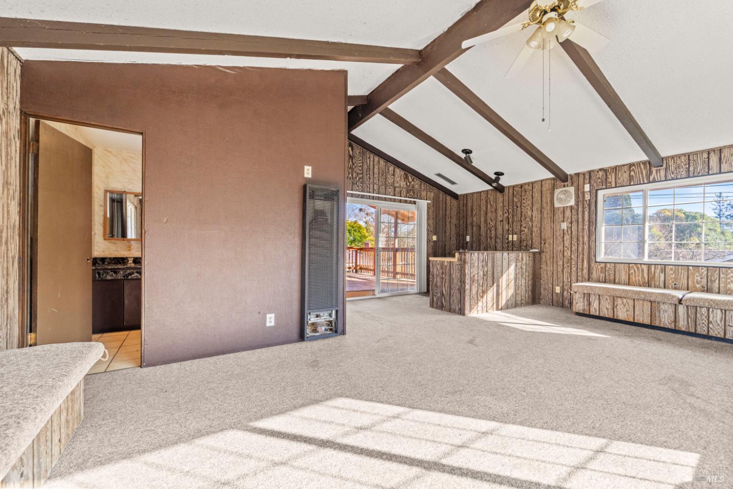 Detail Gallery Image 21 of 26 For 1051 Vassar Dr, Napa,  CA 94558 - 4 Beds | 3 Baths