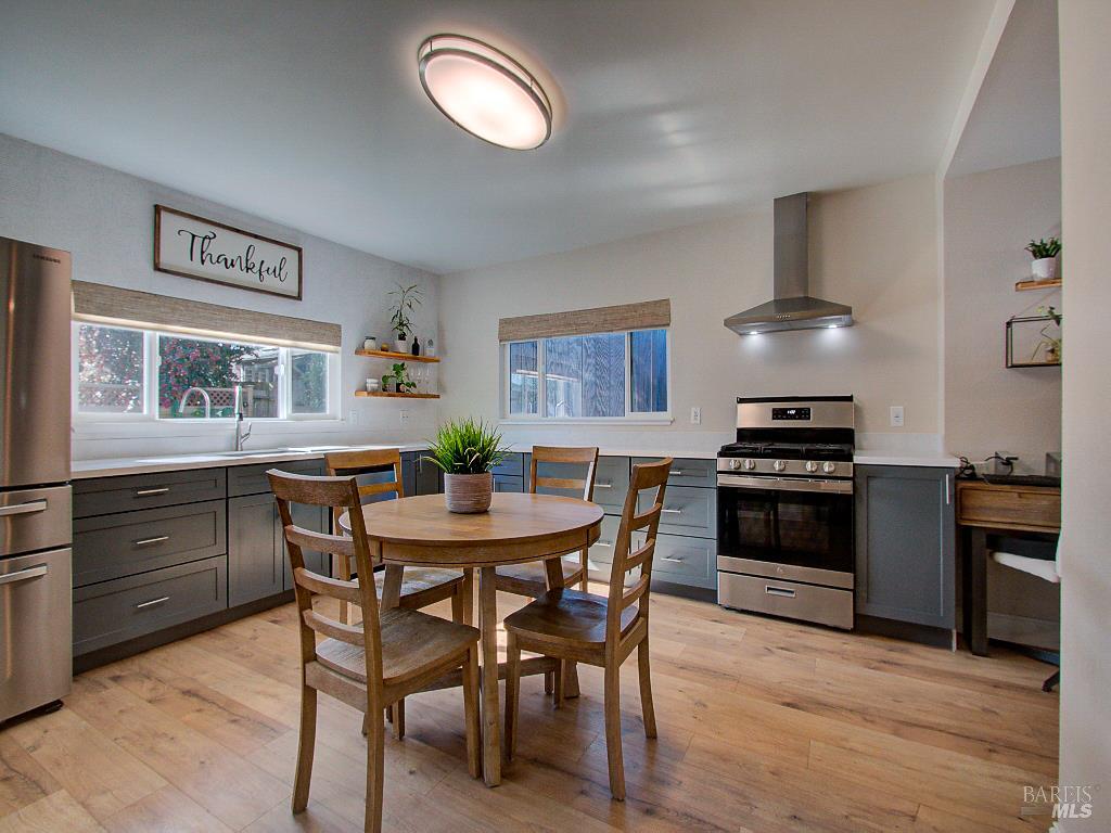 Detail Gallery Image 10 of 26 For 1002 Cedar St, Fort Bragg,  CA 95437 - 2 Beds | 2 Baths