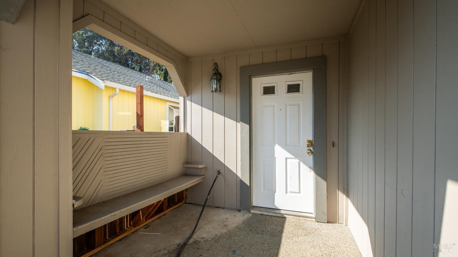 Detail Gallery Image 5 of 36 For 157 James River Rd, Vallejo,  CA 94591 - 4 Beds | 2/1 Baths
