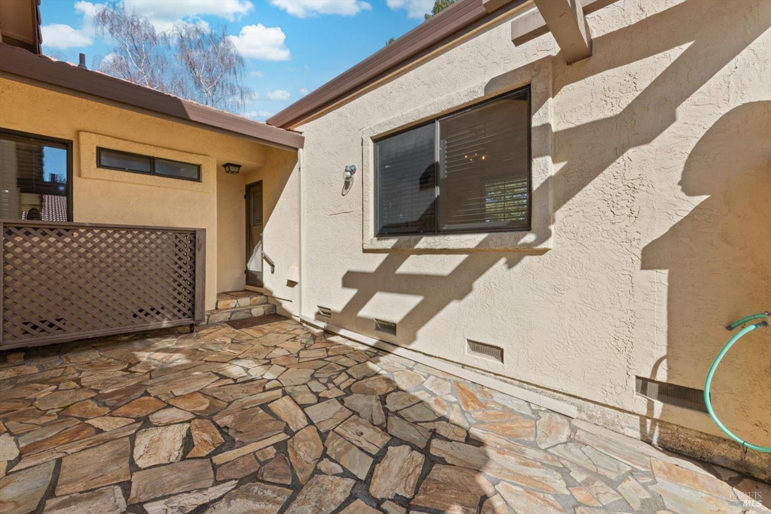 Detail Gallery Image 40 of 53 For 69 Fountain Grove Cir, Napa,  CA 94558 - 2 Beds | 2 Baths