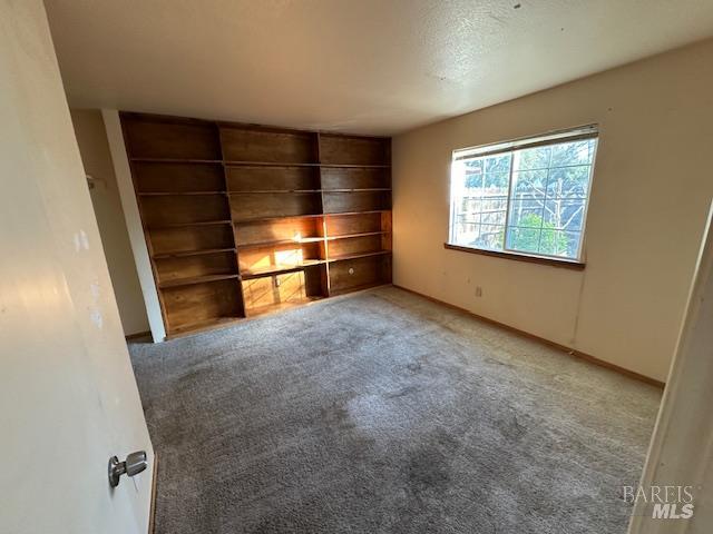 Detail Gallery Image 7 of 20 For 1820 Shelley Dr, Santa Rosa,  CA 95401 - 4 Beds | 2 Baths