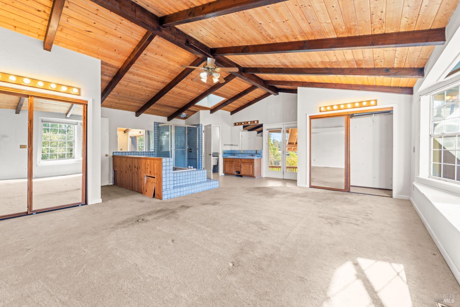 Detail Gallery Image 16 of 26 For 1051 Vassar Dr, Napa,  CA 94558 - 4 Beds | 3 Baths