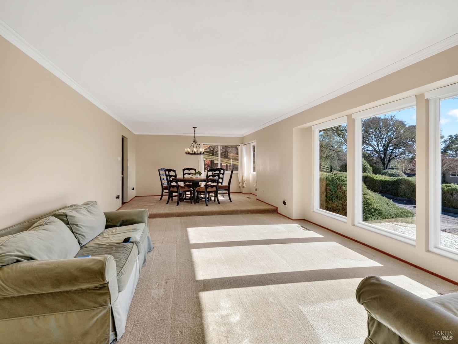 Detail Gallery Image 27 of 58 For 1790 Deerwood Dr, Ukiah,  CA 95482 - 3 Beds | 3 Baths