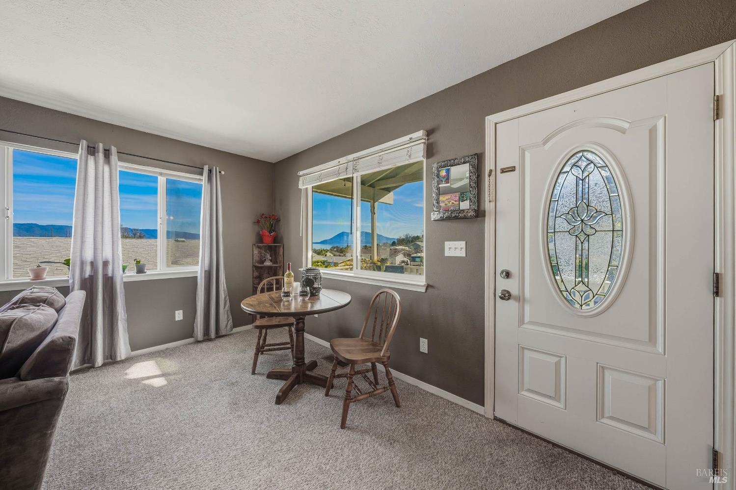 Detail Gallery Image 10 of 43 For 460 Walnut Dr, Lakeport,  CA 95453 - 2 Beds | 2 Baths