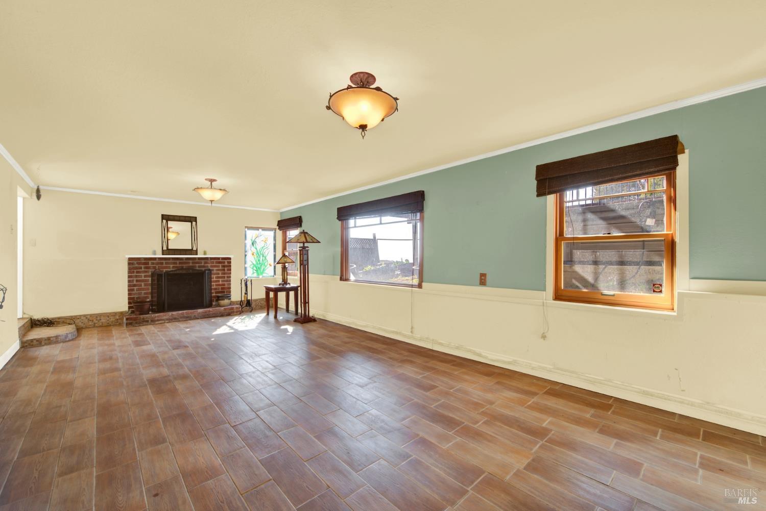 Detail Gallery Image 41 of 65 For 7937 Sunkist Dr, Oakland,  CA 94605 - 4 Beds | 3 Baths