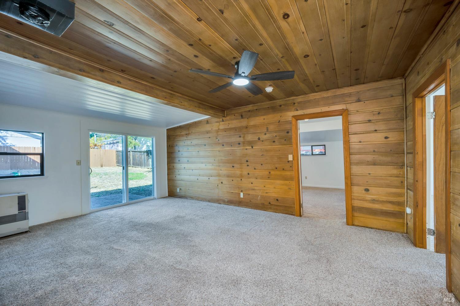 Detail Gallery Image 9 of 20 For 12940 1st St, Clearlake Oaks,  CA 95423 - 2 Beds | 2 Baths