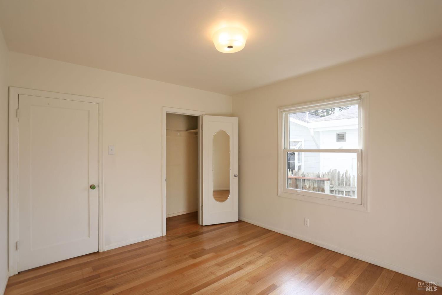 Detail Gallery Image 26 of 27 For 11 Alta Vista Ave #11,  Mill Valley,  CA 94941 - 2 Beds | 1 Baths