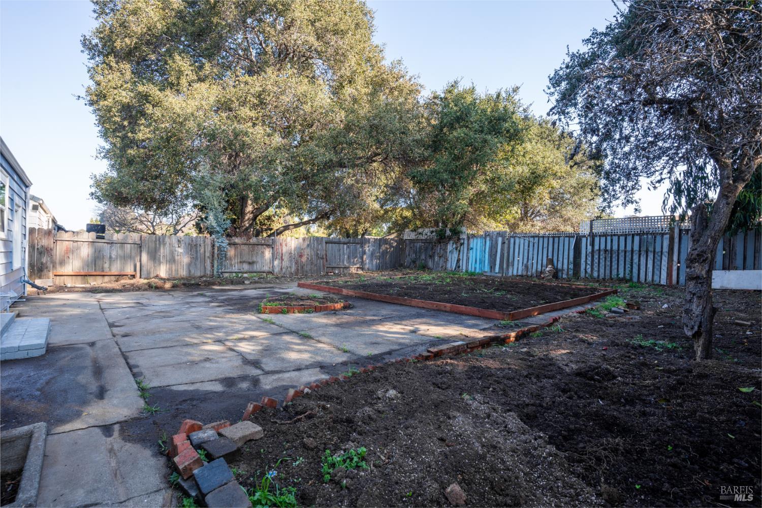 Detail Gallery Image 28 of 29 For 116 Hogan Ave, Vallejo,  CA 94589 - 3 Beds | 1 Baths