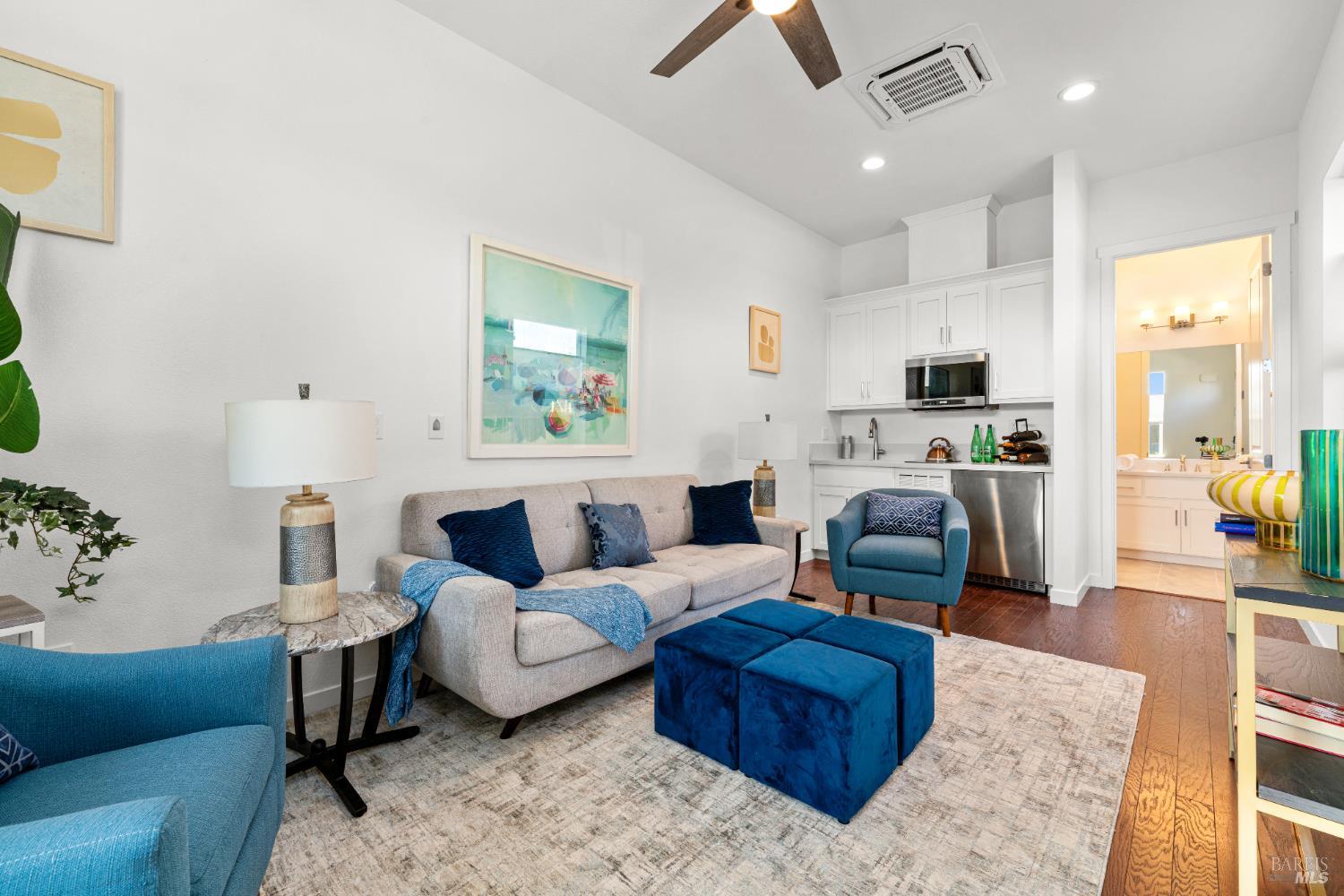 Detail Gallery Image 48 of 56 For 591 Madison St, Petaluma,  CA 94952 - 4 Beds | 3/1 Baths