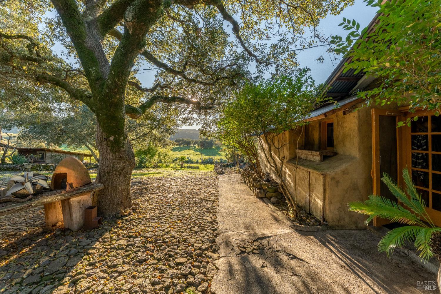 Detail Gallery Image 9 of 37 For 5100 Lovall Valley Rd, Sonoma,  CA 95476 - 0 Beds | 1 Baths
