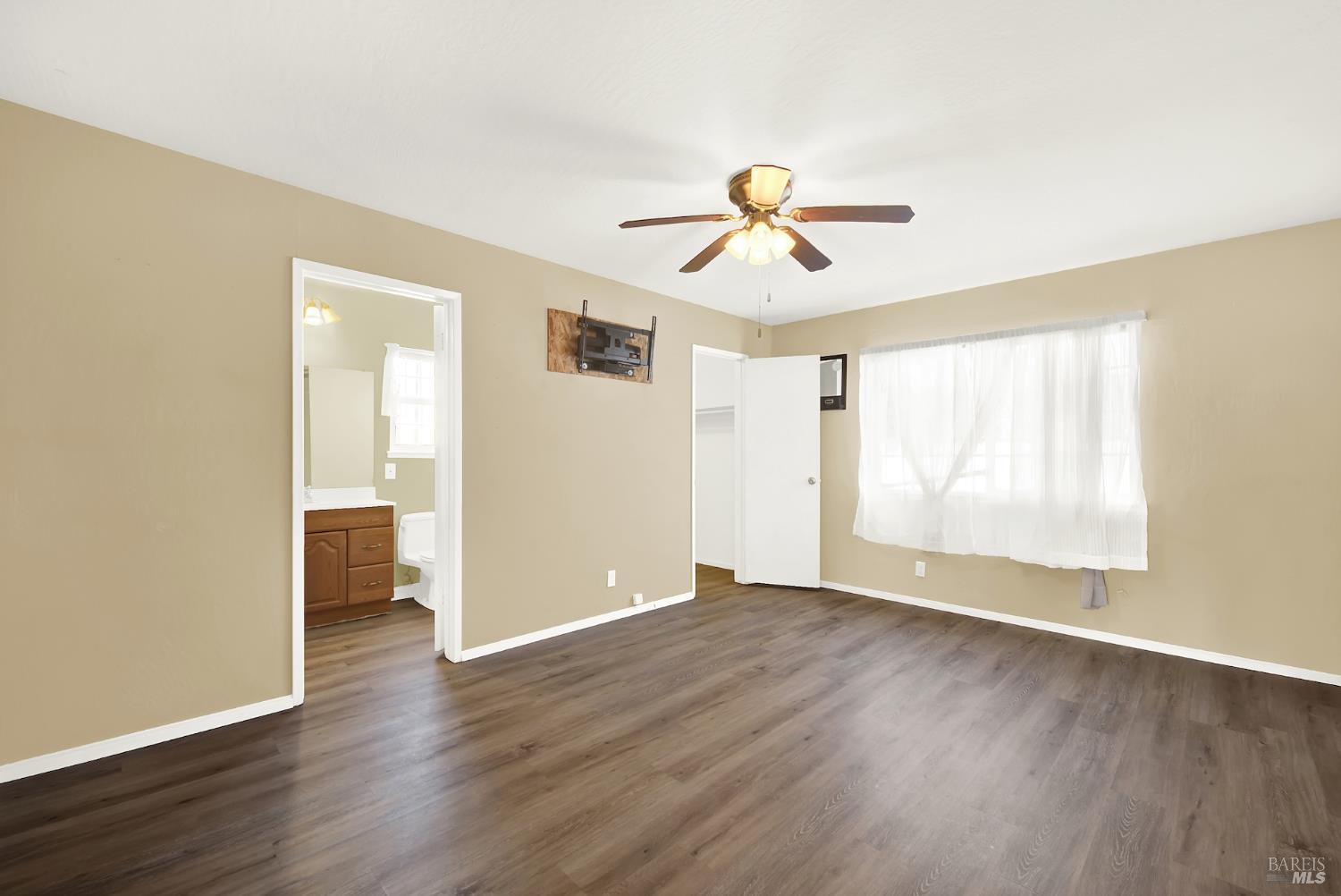 Detail Gallery Image 26 of 40 For 7608 Arthur St, Oakland,  CA 94605 - 3 Beds | 2 Baths