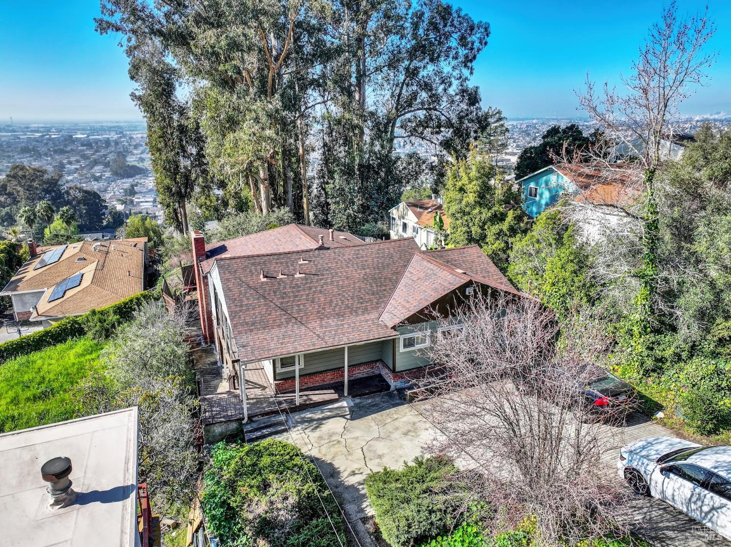 Detail Gallery Image 2 of 65 For 7937 Sunkist Dr, Oakland,  CA 94605 - 4 Beds | 3 Baths