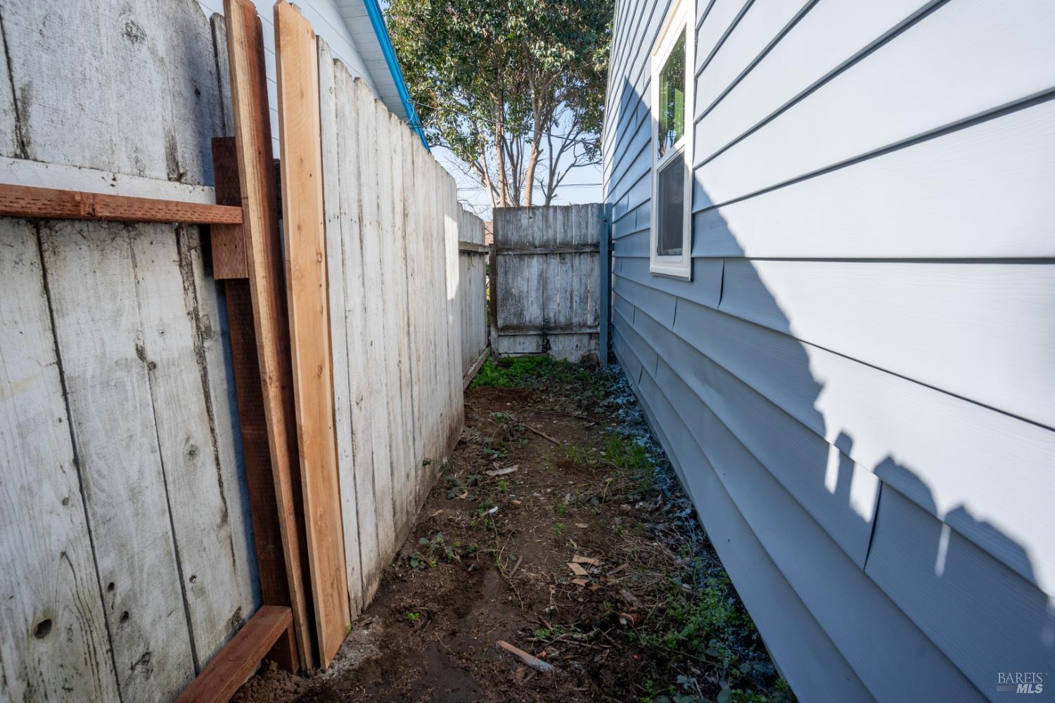 Detail Gallery Image 26 of 29 For 116 Hogan Ave, Vallejo,  CA 94589 - 3 Beds | 1 Baths