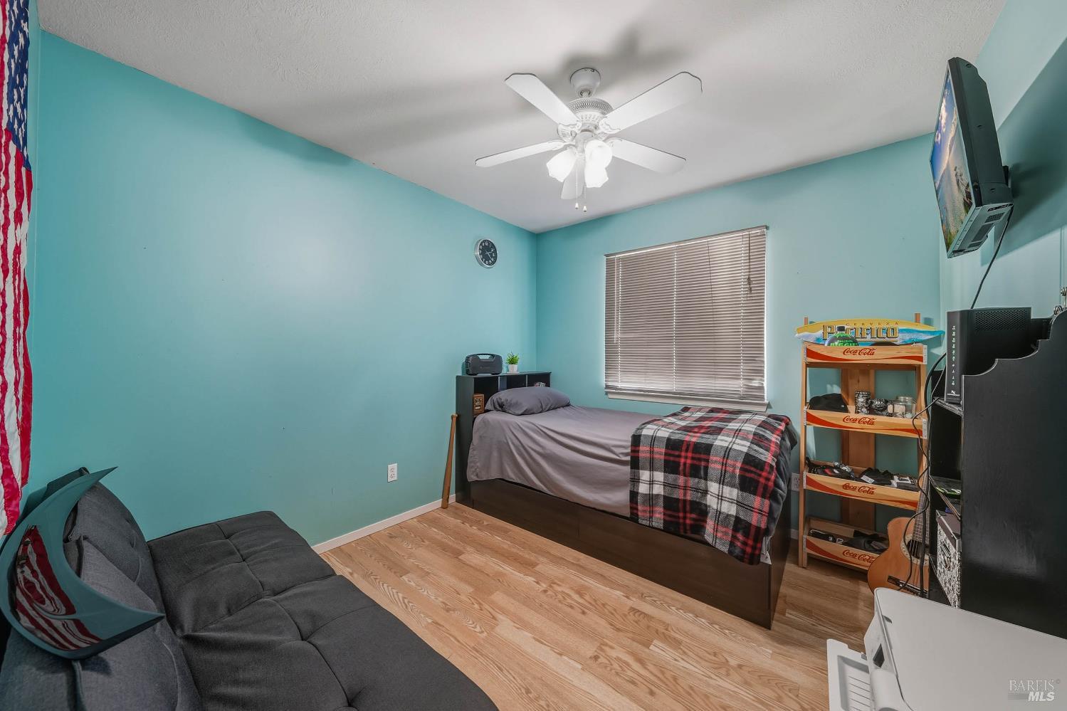 Detail Gallery Image 22 of 43 For 460 Walnut Dr, Lakeport,  CA 95453 - 2 Beds | 2 Baths