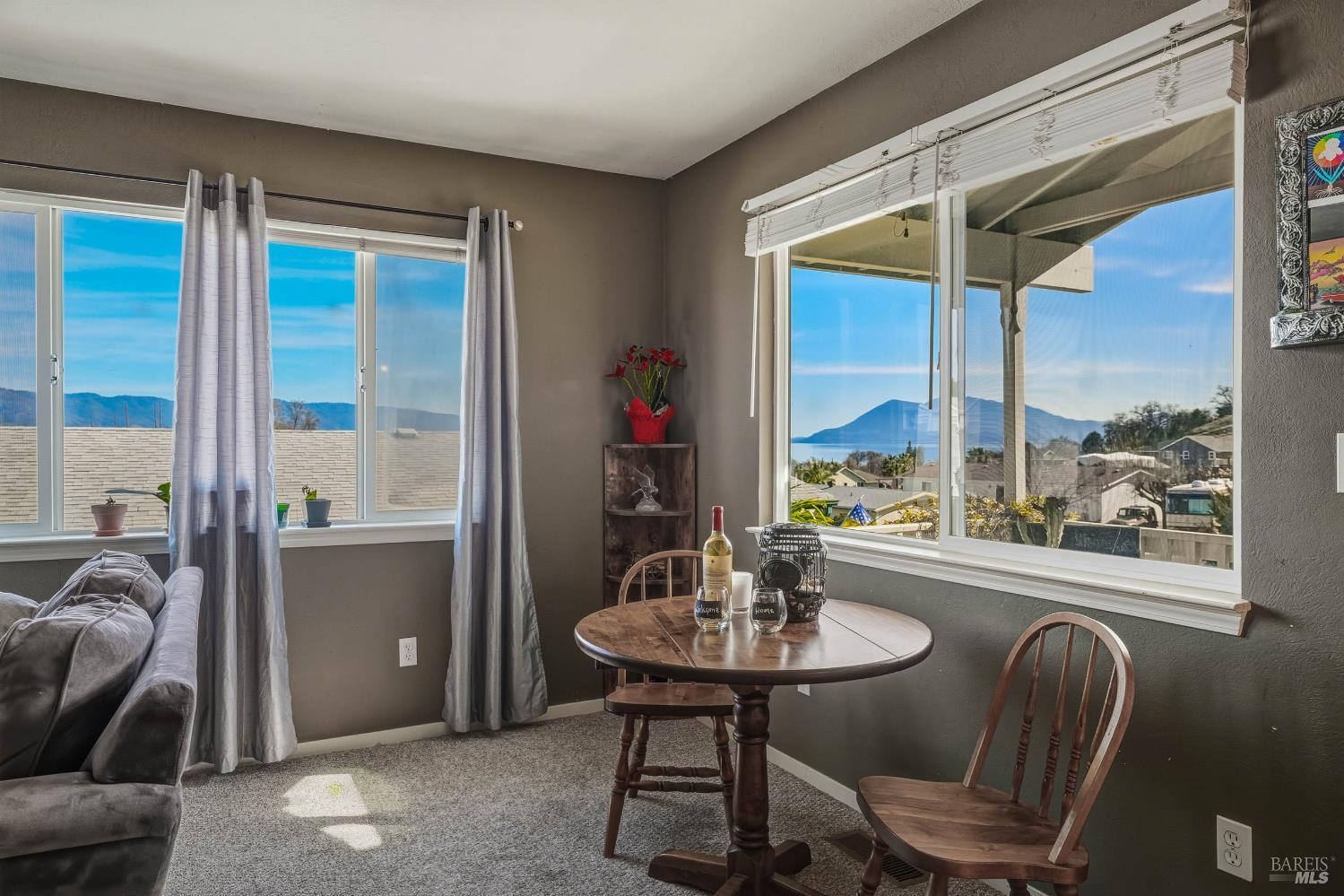 Detail Gallery Image 11 of 43 For 460 Walnut Dr, Lakeport,  CA 95453 - 2 Beds | 2 Baths