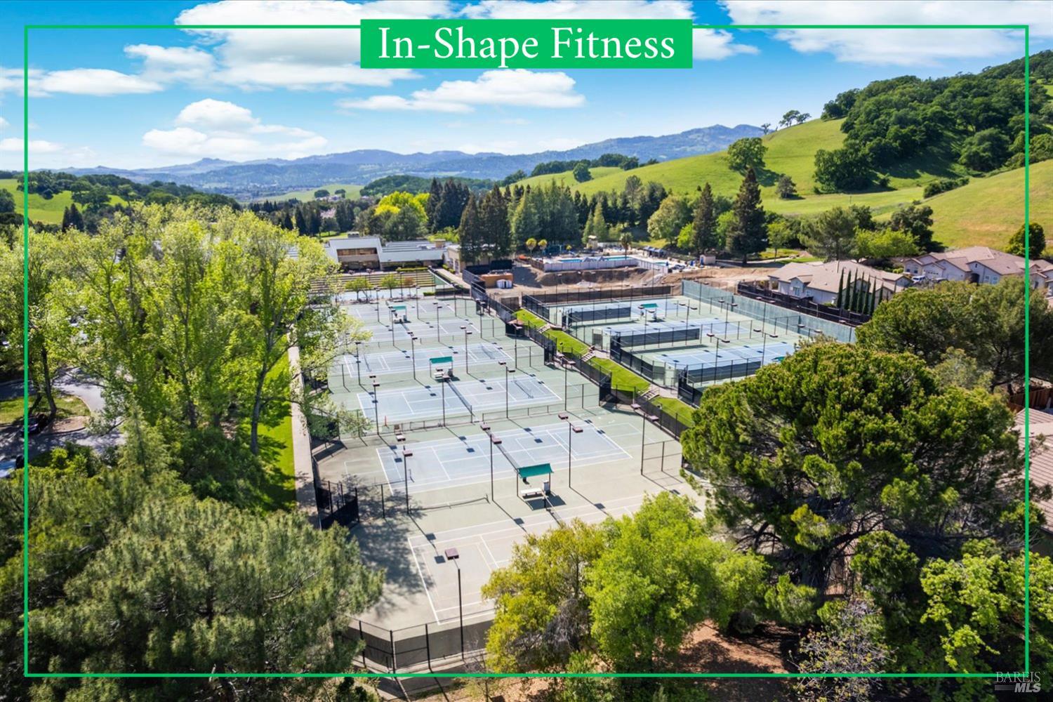 Detail Gallery Image 59 of 66 For 3327 Colonial Ct, Fairfield,  CA 94534 - 4 Beds | 3 Baths