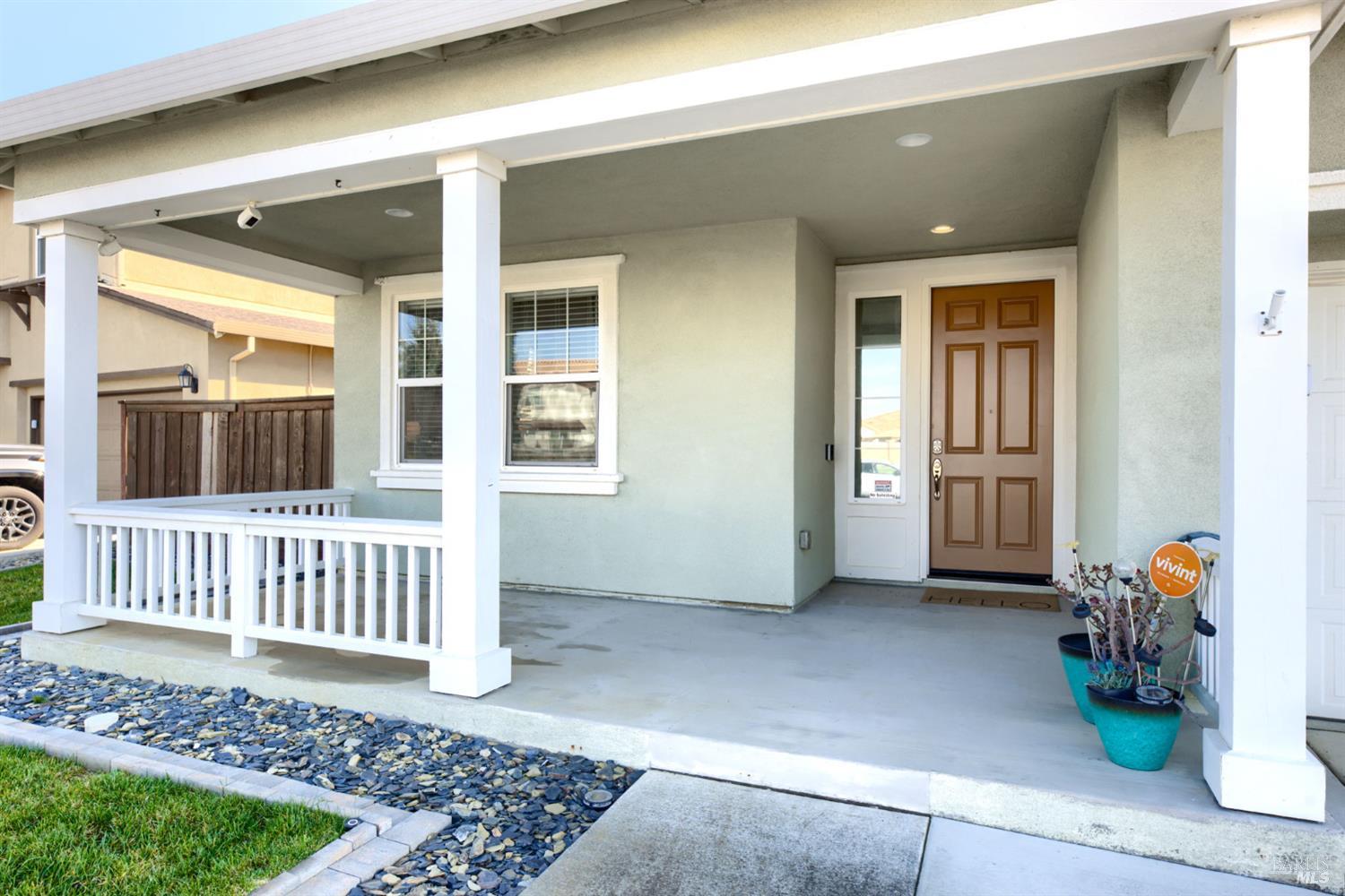 Detail Gallery Image 4 of 63 For 291 Ginger St, Vacaville,  CA 95687 - 4 Beds | 3/1 Baths