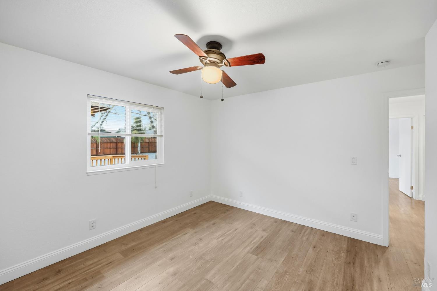 Detail Gallery Image 21 of 53 For 203 Cockrobin Ave, Windsor,  CA 95492 - 4 Beds | 2 Baths