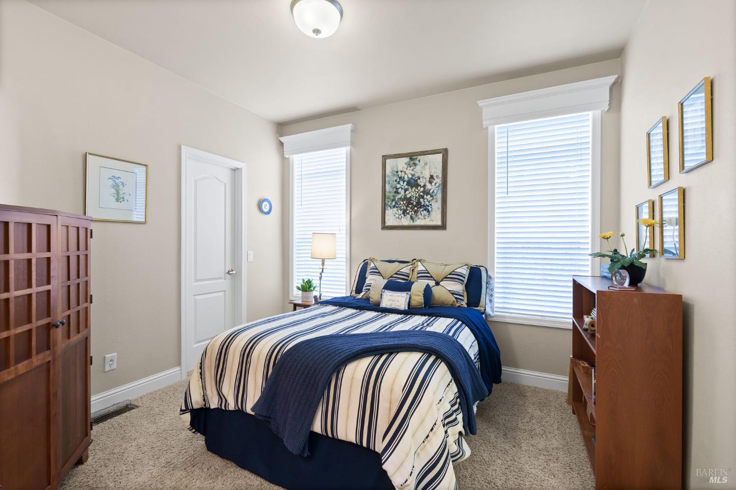 Detail Gallery Image 21 of 27 For 132 Bear Flag Rd, Sonoma,  CA 95476 - 2 Beds | 3 Baths