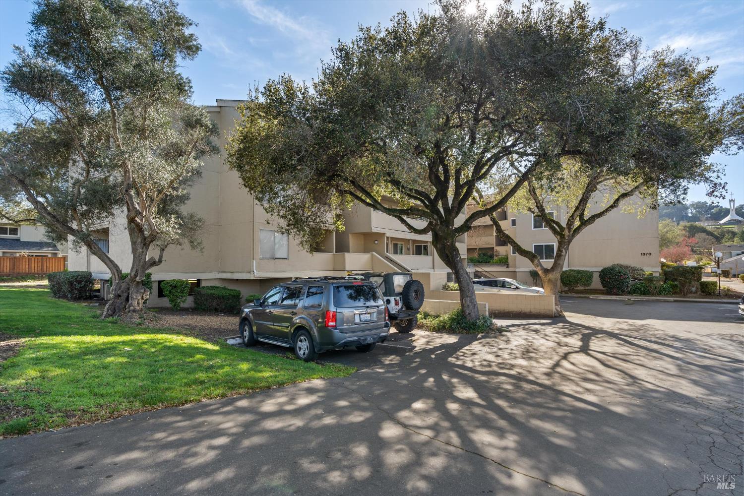 Detail Gallery Image 11 of 18 For 1370 Townview Ave #305,  Santa Rosa,  CA 95405 - 2 Beds | 1/1 Baths