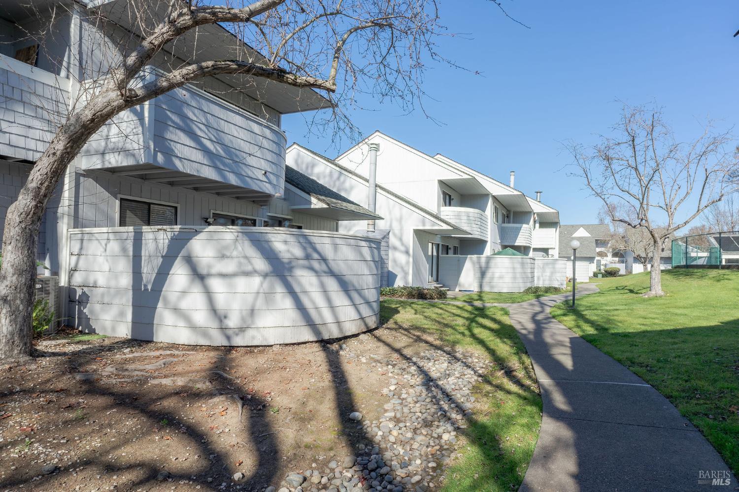 Detail Gallery Image 29 of 34 For 2791 Mcbride Ln #148,  Santa Rosa,  CA 95403 - 2 Beds | 1/1 Baths