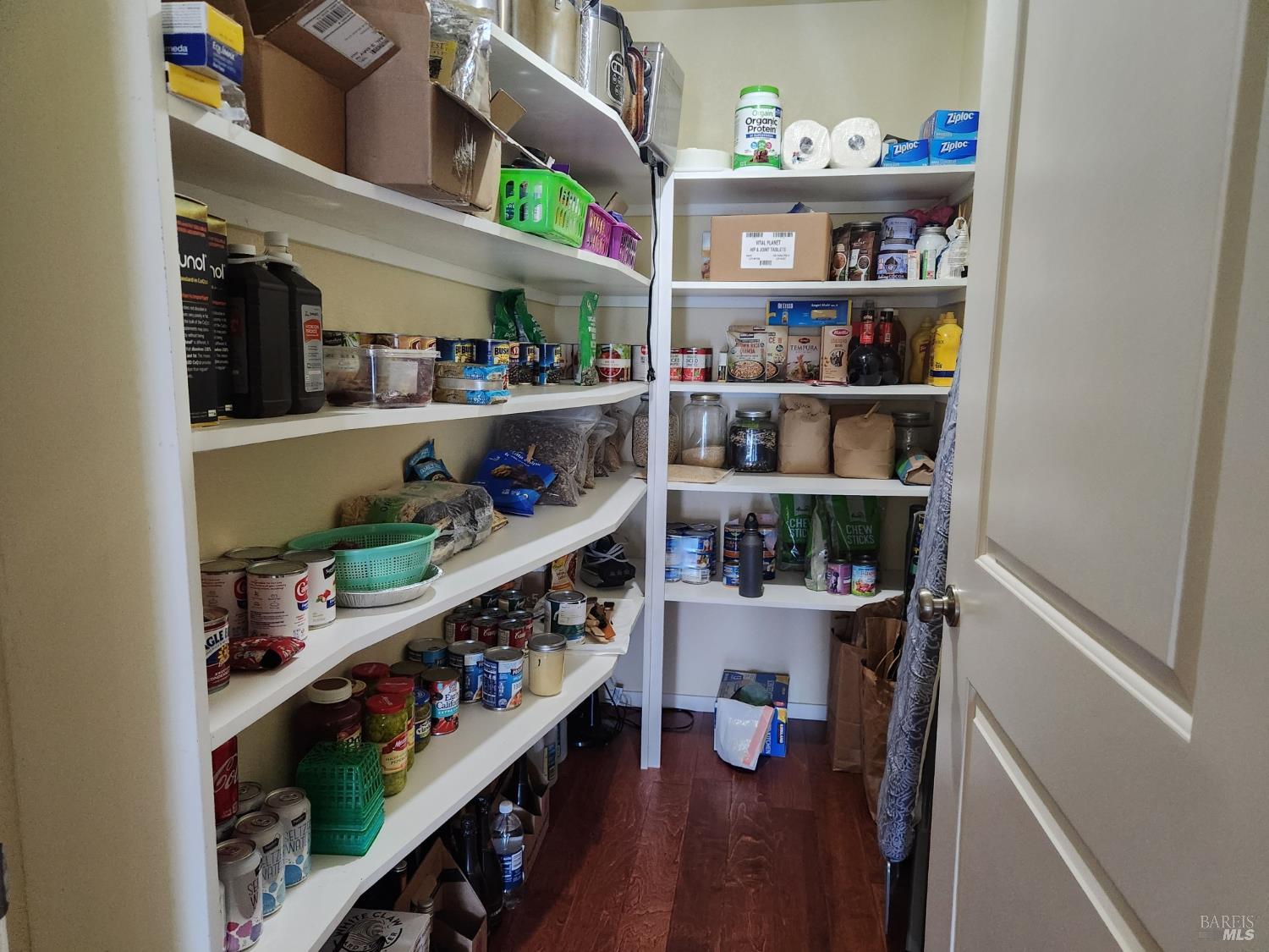 Detail Gallery Image 14 of 64 For 8225 Spyrock Rd, Laytonville,  CA 95454 - 2 Beds | 2 Baths