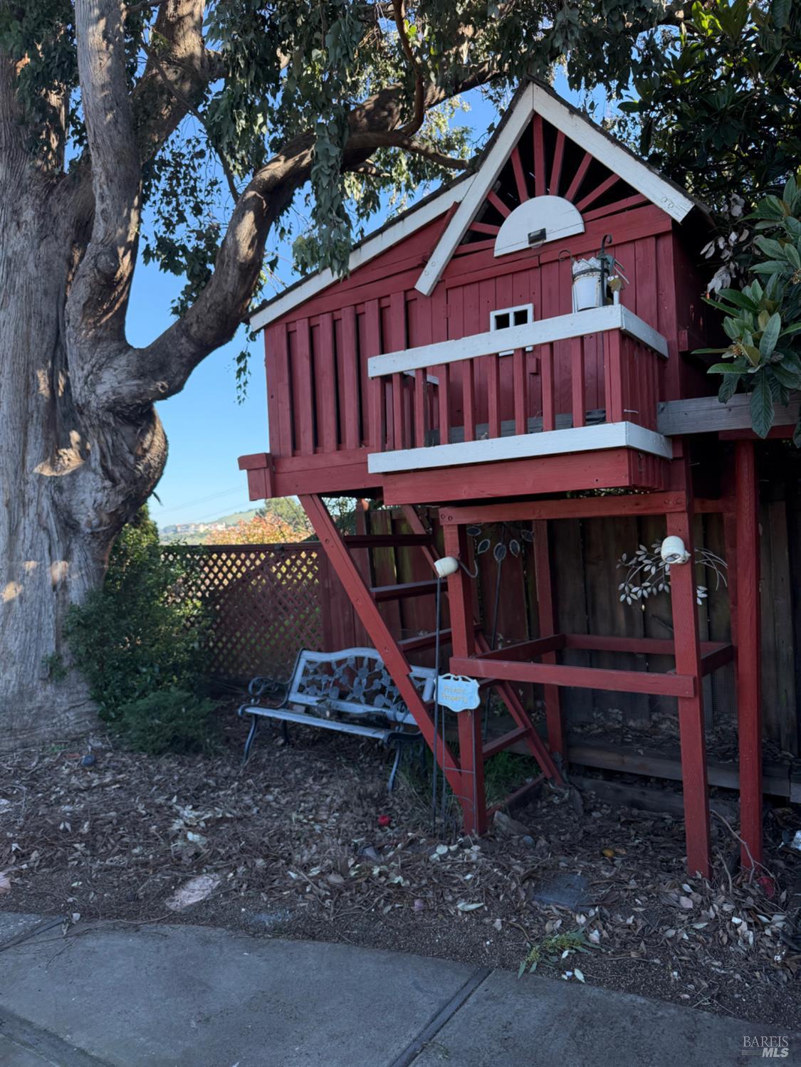 Detail Gallery Image 29 of 36 For 124 Gregory Ln, Vallejo,  CA 94591 - 4 Beds | 2 Baths