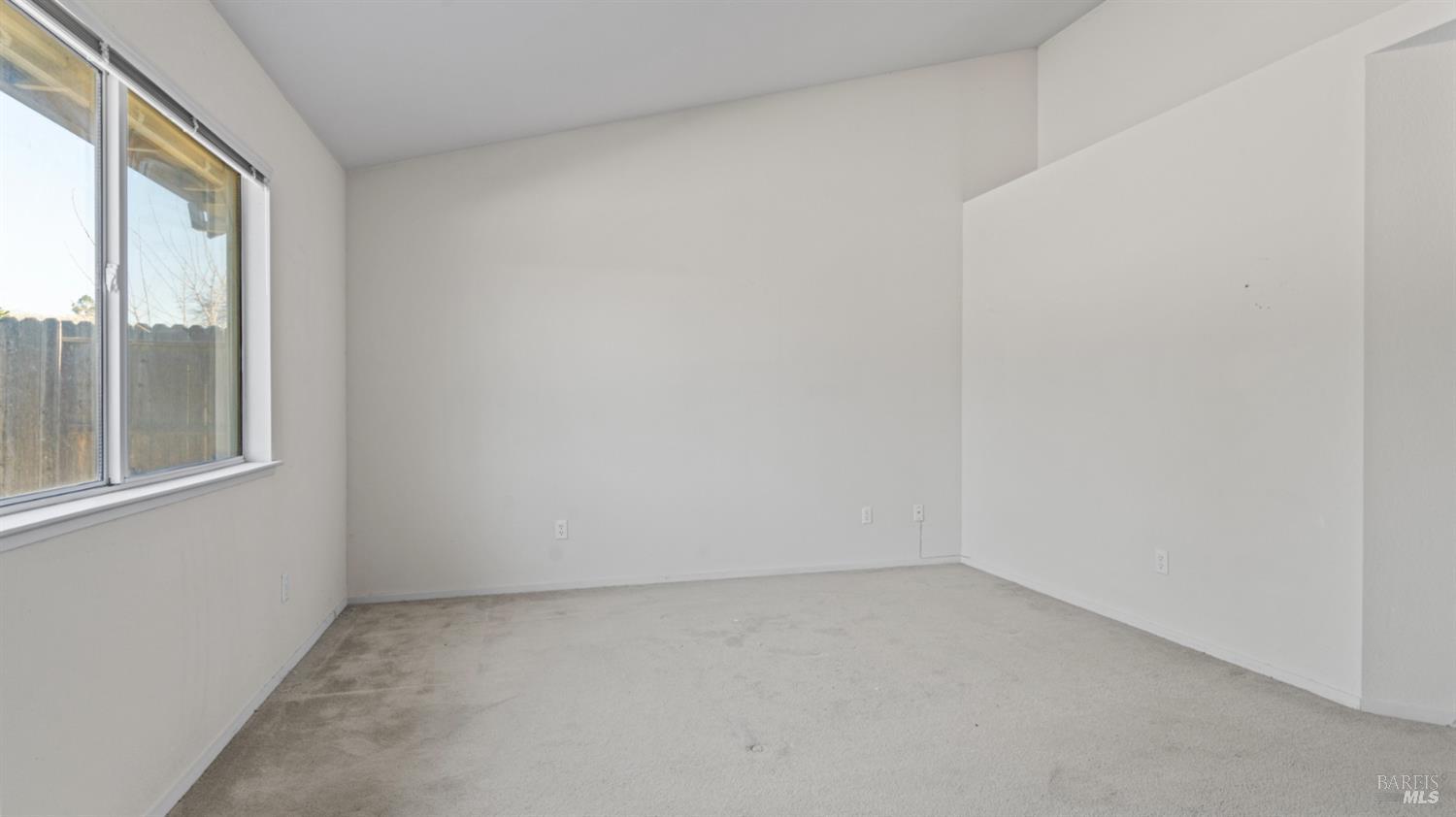 Detail Gallery Image 30 of 37 For 954 Iron Dr, Vacaville,  CA 95687 - 3 Beds | 2 Baths