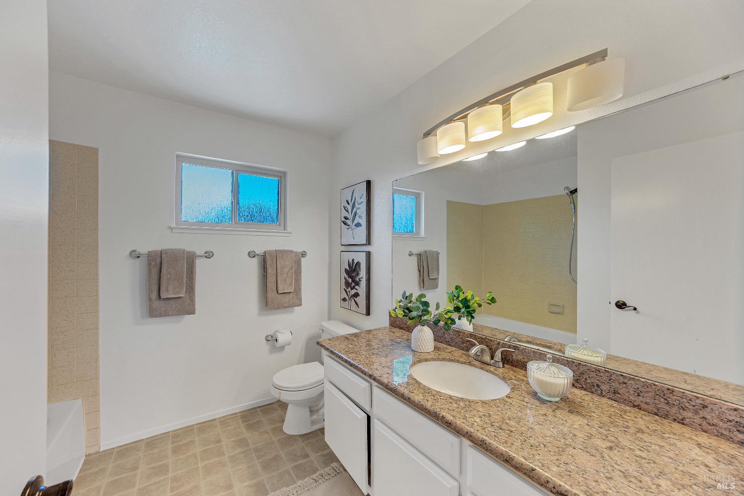 Detail Gallery Image 28 of 47 For 3451 Nantucket Dr, Fairfield,  CA 94534 - 4 Beds | 2/1 Baths