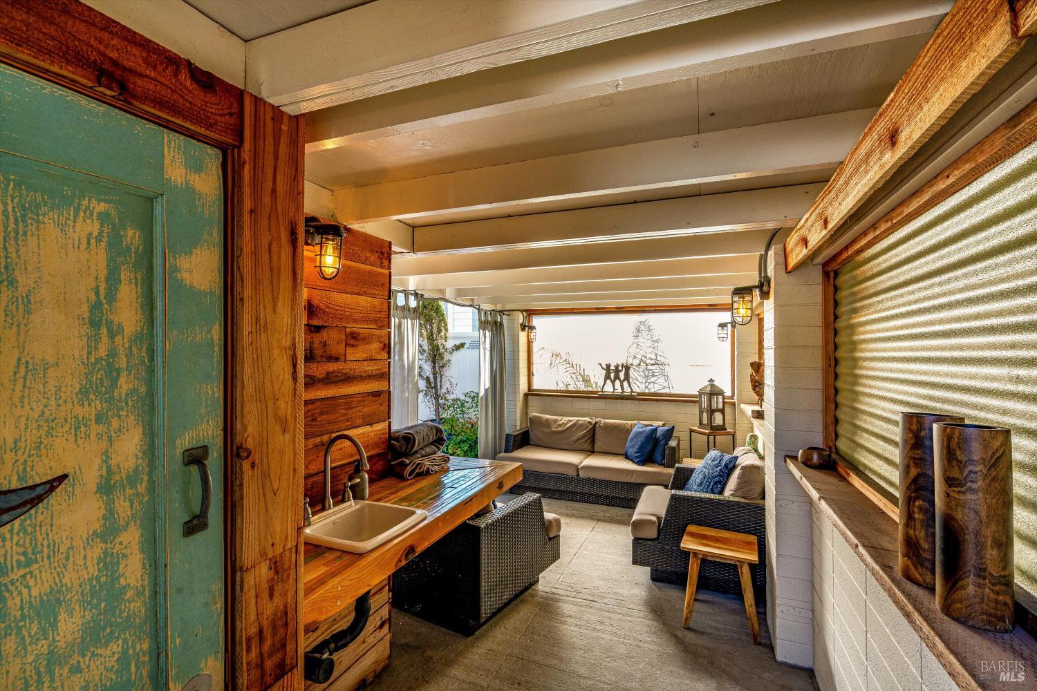 Detail Gallery Image 34 of 45 For 3 Highland Dr, Napa,  CA 94559 - 2 Beds | 1/1 Baths