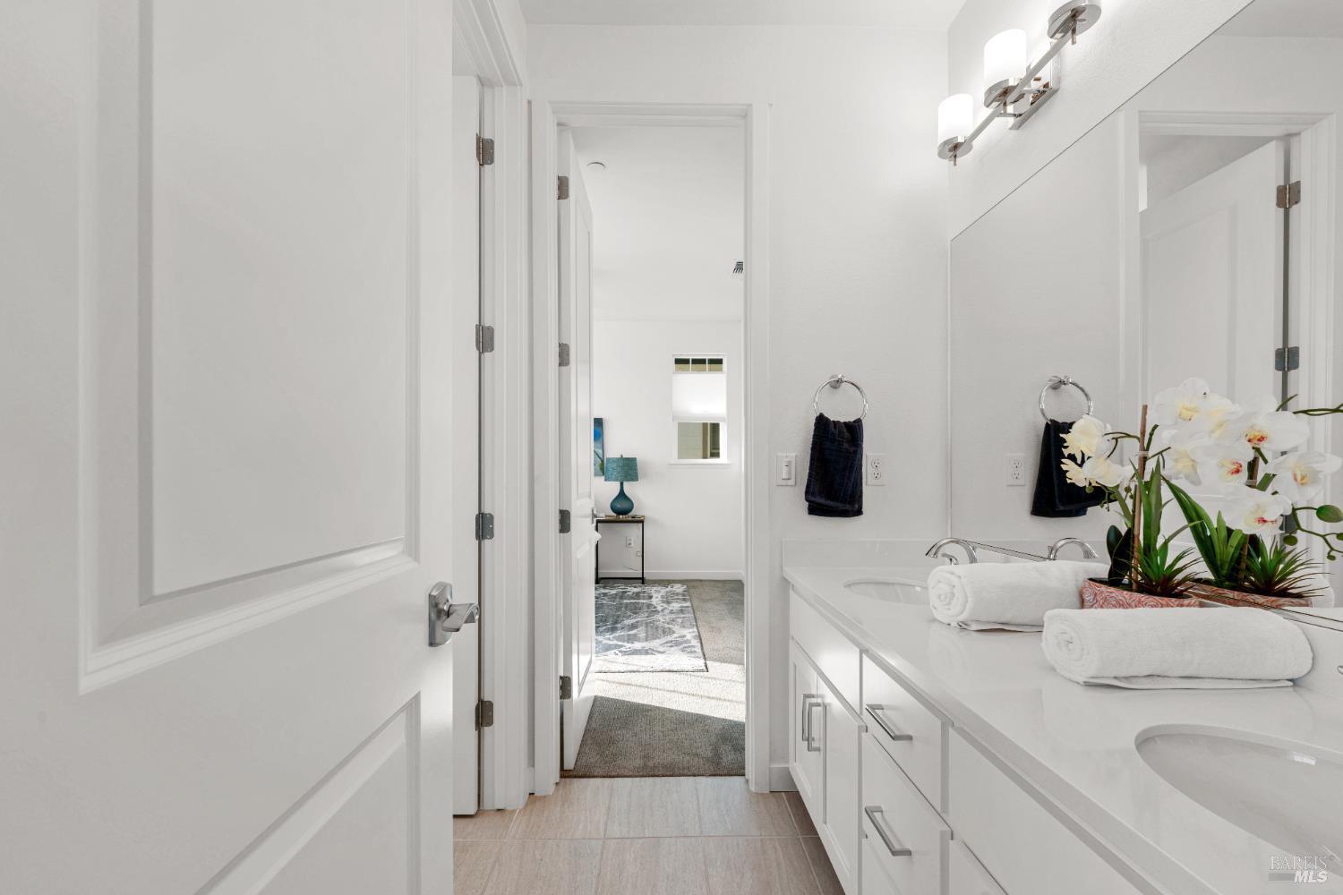 Detail Gallery Image 40 of 56 For 591 Madison St, Petaluma,  CA 94952 - 4 Beds | 3/1 Baths