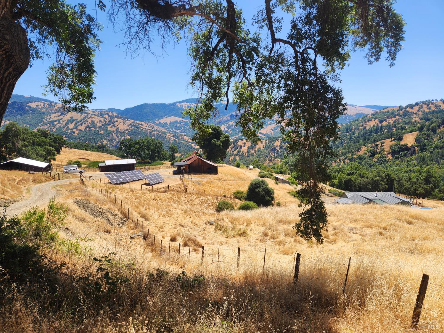 Detail Gallery Image 32 of 64 For 8225 Spyrock Rd, Laytonville,  CA 95454 - 2 Beds | 2 Baths