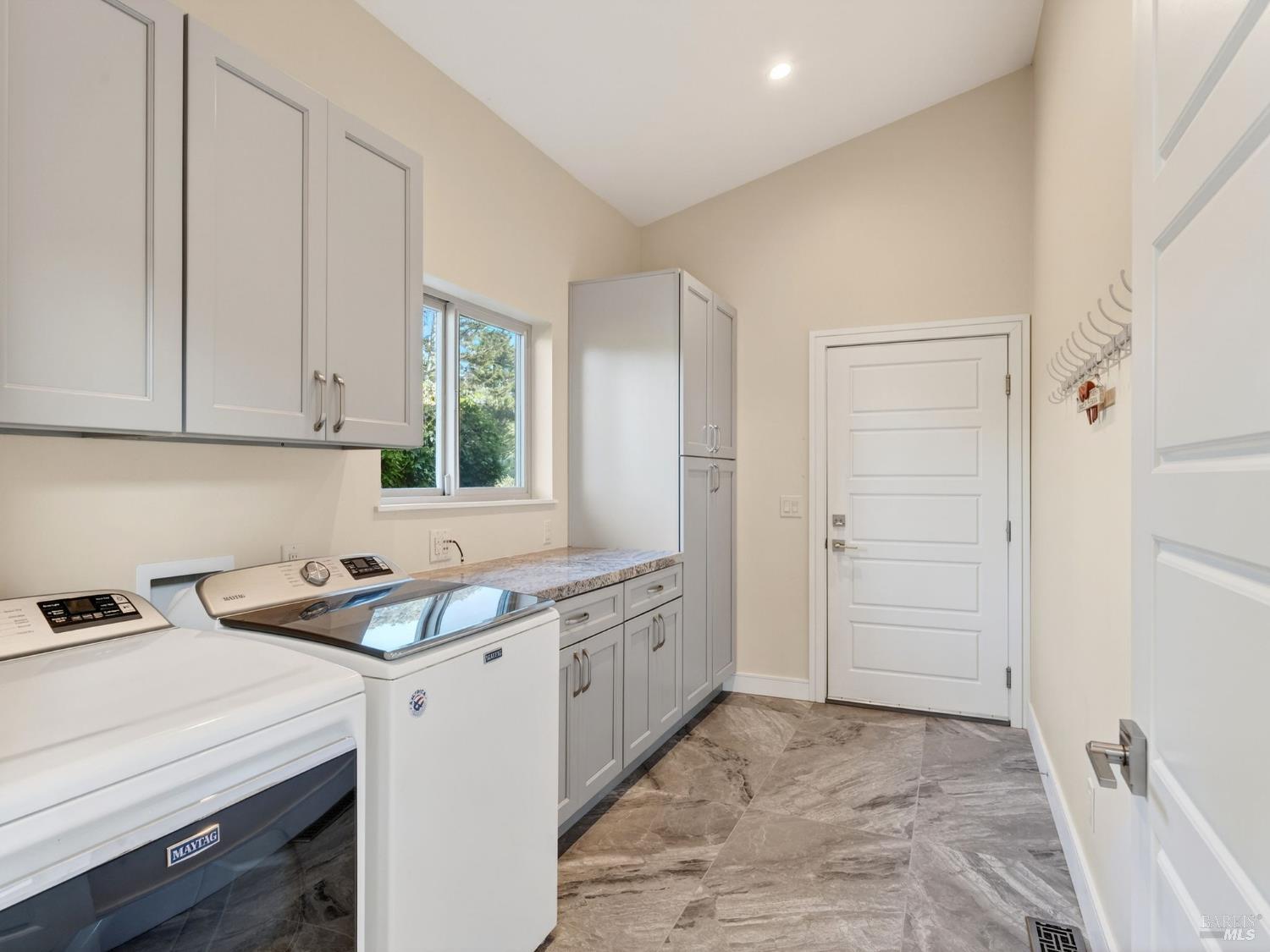 Detail Gallery Image 31 of 59 For 31380 Bay View Ave, Fort Bragg,  CA 95437 - 3 Beds | 2 Baths