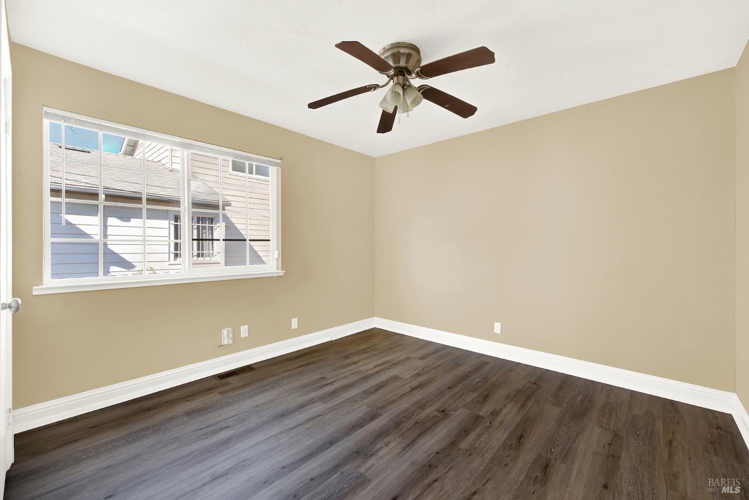 Detail Gallery Image 23 of 40 For 7608 Arthur St, Oakland,  CA 94605 - 3 Beds | 2 Baths