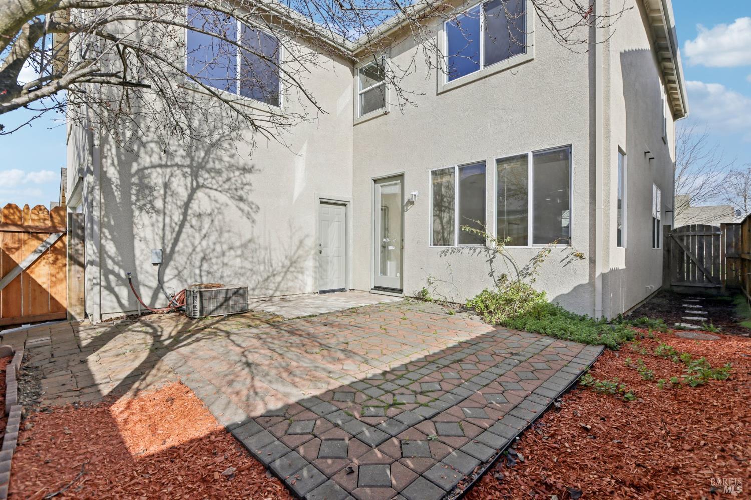 Detail Gallery Image 32 of 40 For 2623 Rosevine Ln, Santa Rosa,  CA 95407 - 4 Beds | 2/1 Baths