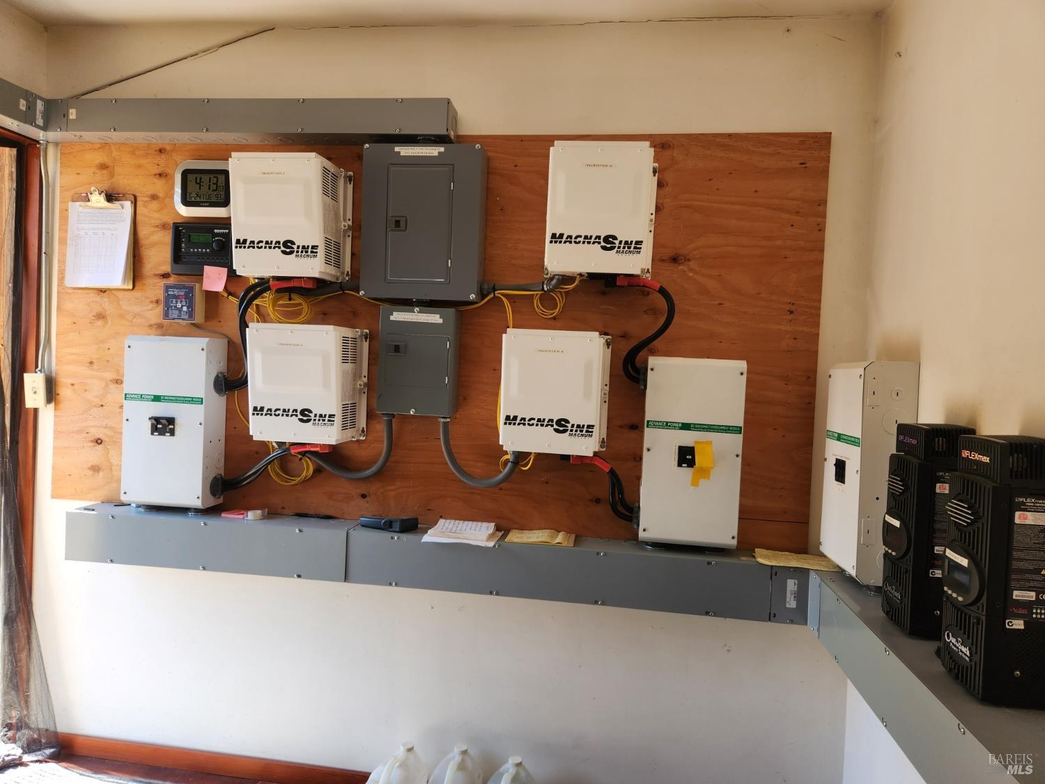 Detail Gallery Image 24 of 64 For 8225 Spyrock Rd, Laytonville,  CA 95454 - 2 Beds | 2 Baths