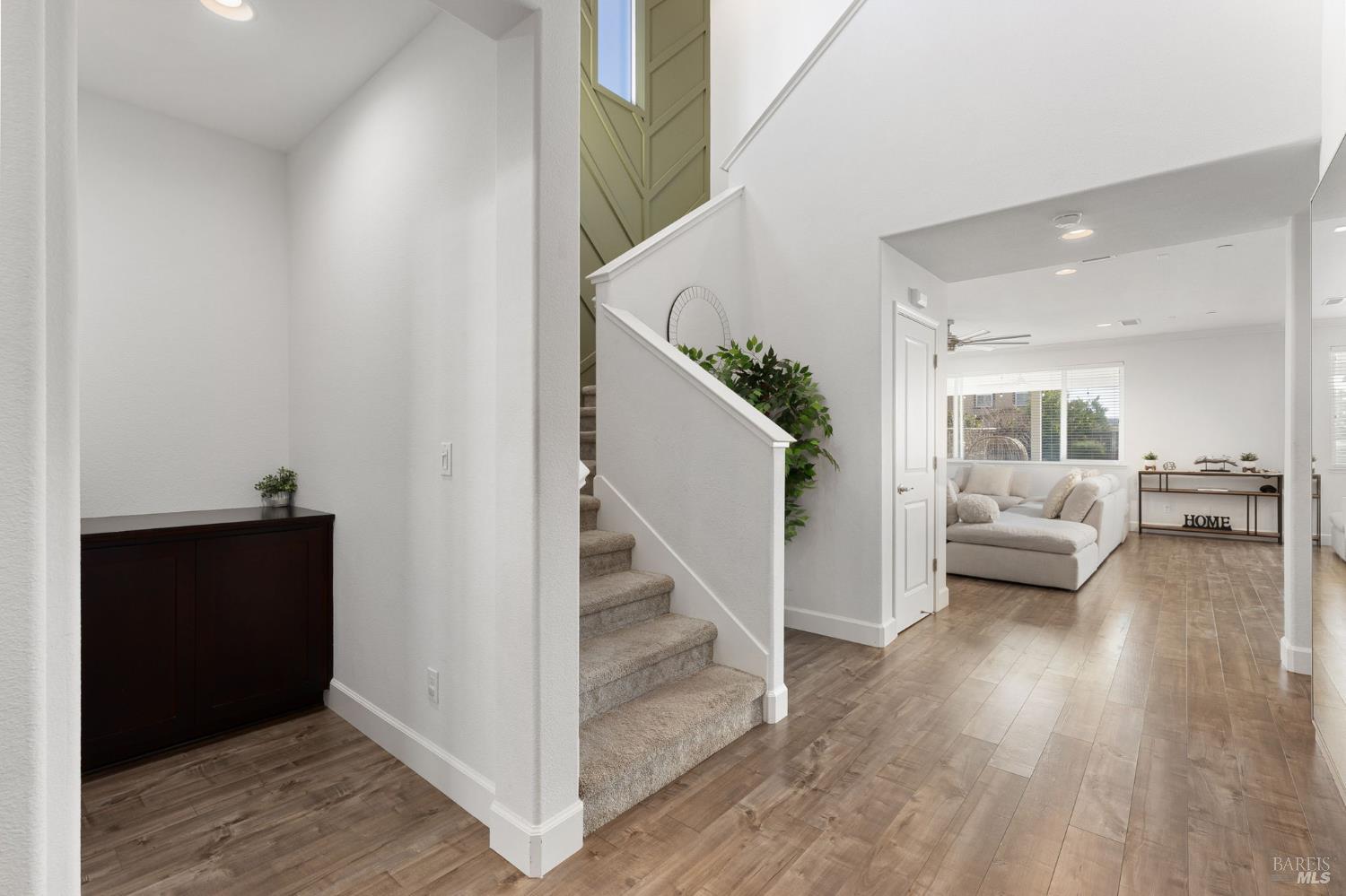 Detail Gallery Image 6 of 63 For 291 Ginger St, Vacaville,  CA 95687 - 4 Beds | 3/1 Baths