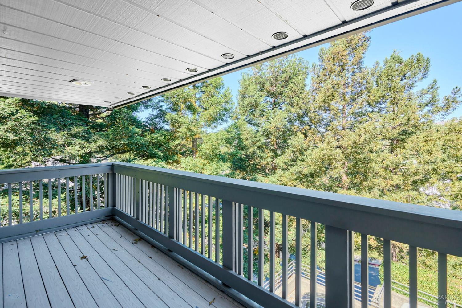 Detail Gallery Image 22 of 24 For 166 Professional Center Pkwy, San Rafael,  CA 94903 - 3 Beds | 2/1 Baths