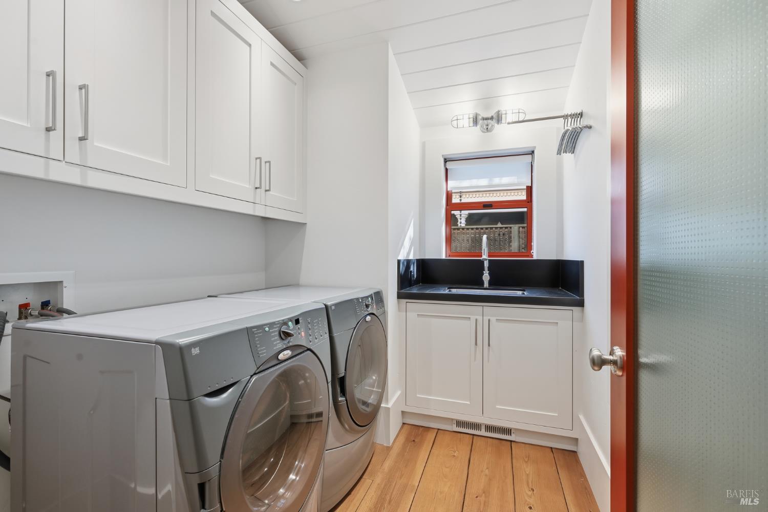 Detail Gallery Image 13 of 20 For 1467 Kearney St, Saint Helena,  CA 94574 - 4 Beds | 3/1 Baths